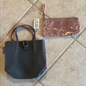 vintage Y2k new Alan Stuart small tote gray/pink 7x9.5”
& like new VS makeup bag